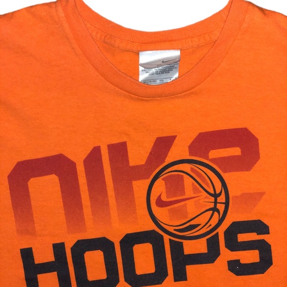 2000s Nike Hoops Tee - Picture 4 of 4